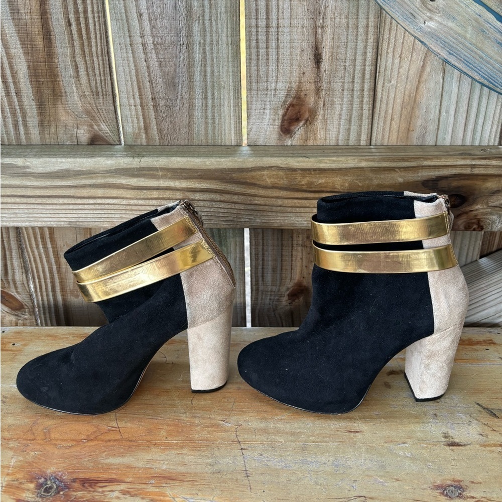 Coye Nokes Anisa Suede 2 Tone Back Zipper Ankle Boots Size 5.5